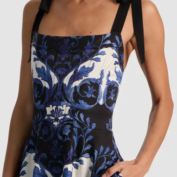 Alice + Olivia Navy and Cream Floral Maxi Dress - Picture 3 of 4